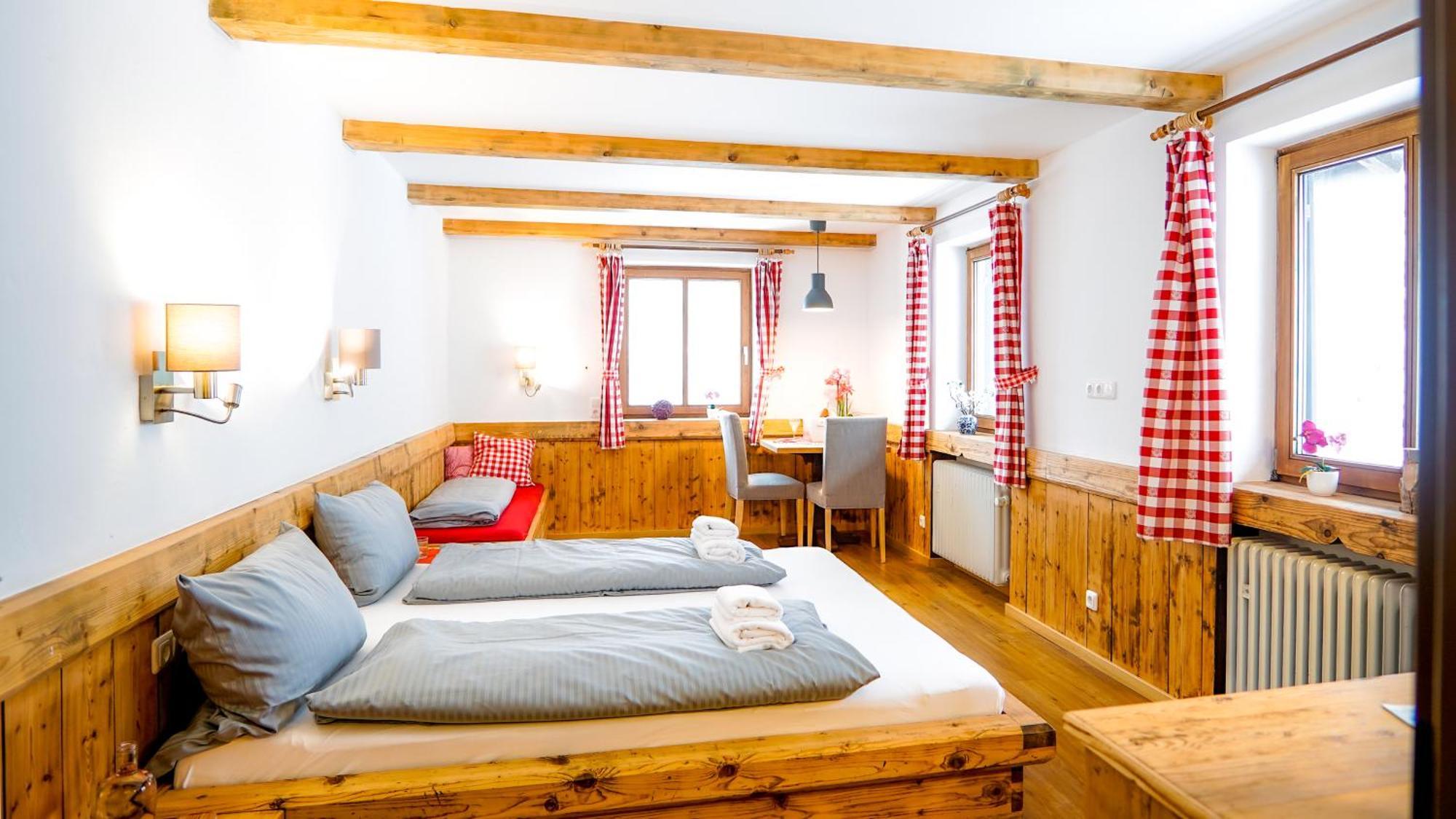 Landgasthof Zum Papyrer - Erholung Im Urlaubsgebiet Lenggries Habitación foto