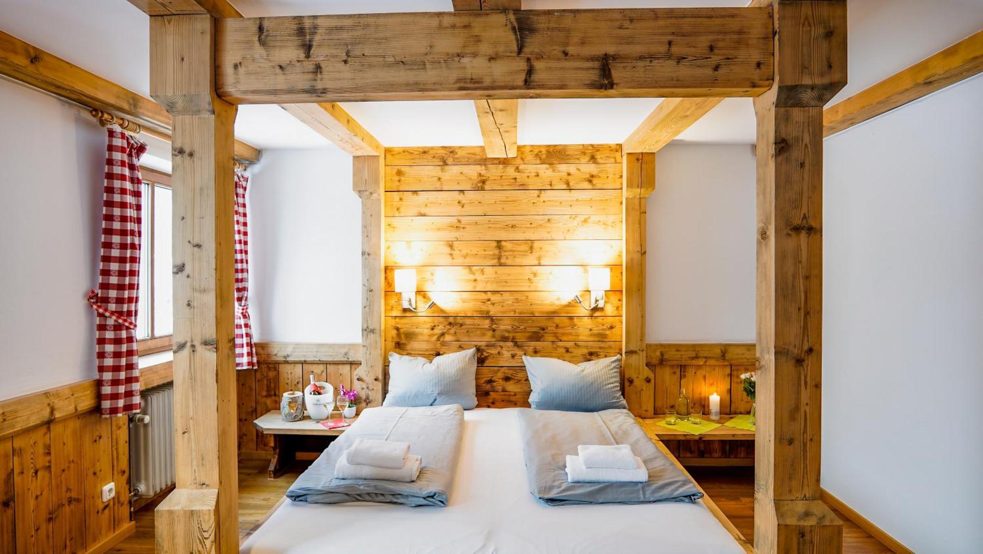 Landgasthof Zum Papyrer - Erholung Im Urlaubsgebiet Lenggries Exterior foto